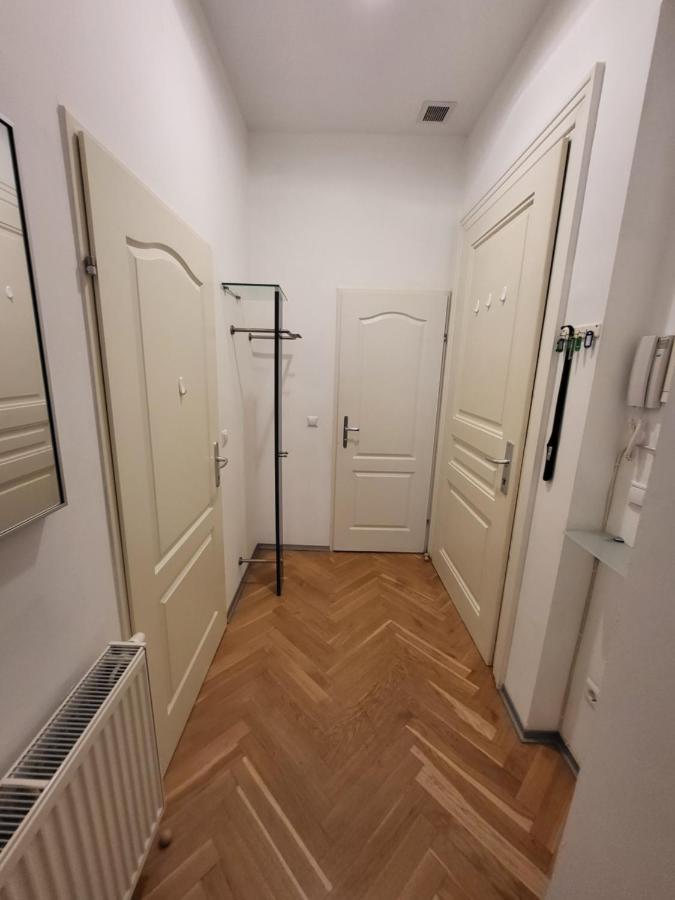 Cozynite Premium Hundertwasser Appartement Wenen